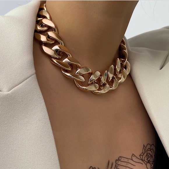 ⚜️[𝟯𝟬%𝗢𝗙𝗙|𝗯𝘂𝗻𝗱𝗹𝗲𝘀 𝟯+]⚜️Big Link Gold Choker NEW - Picture 4 of 7